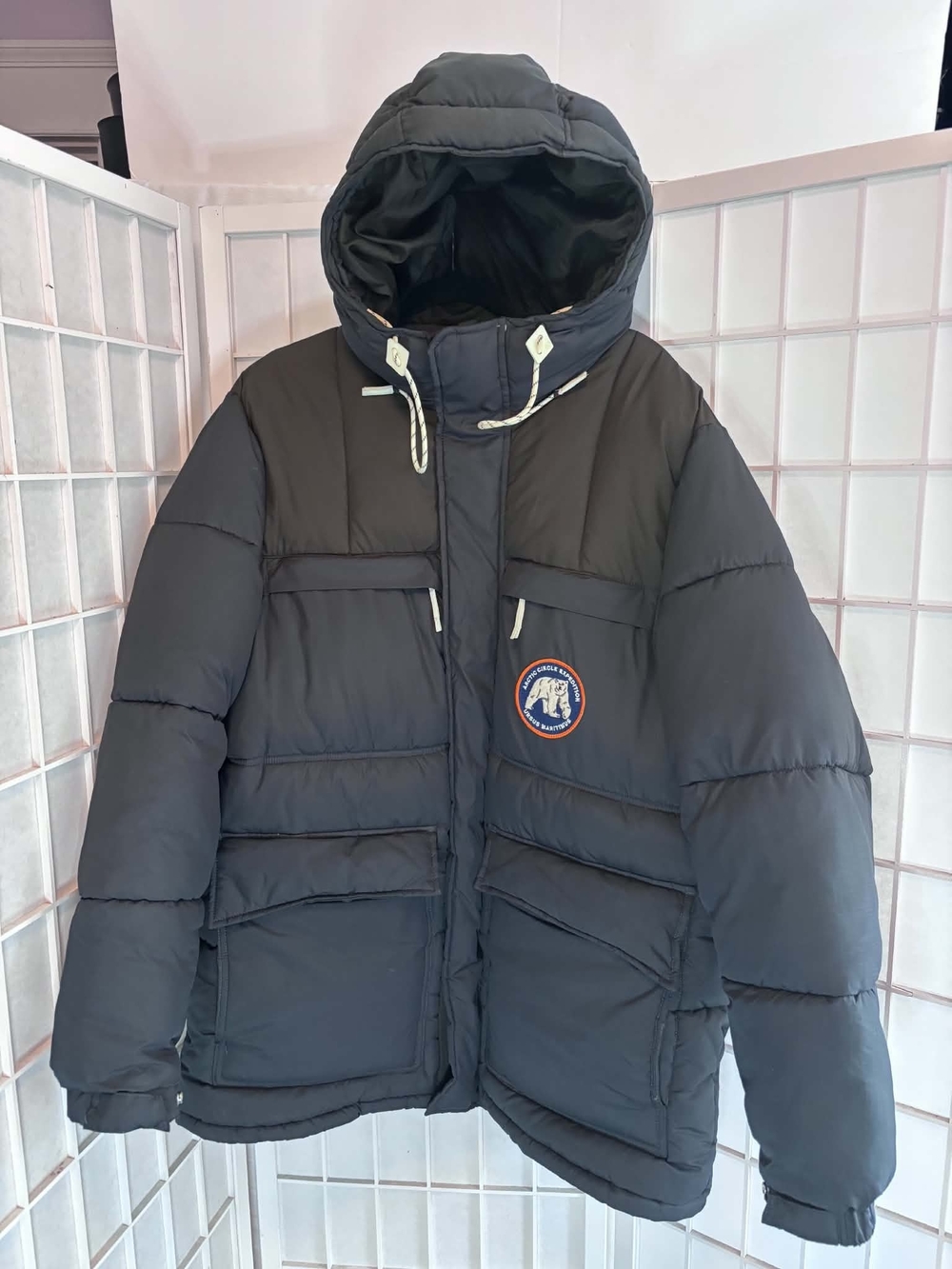 H&M Men's Black Hooded Puffer Jacket with Patch